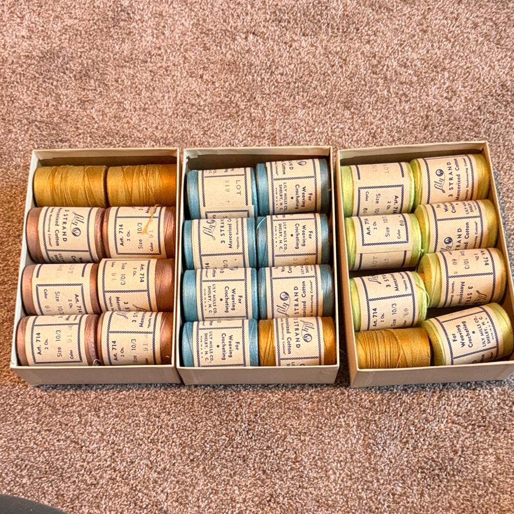 Lily Hand Weaving Yarns in Classic Blue Packaging